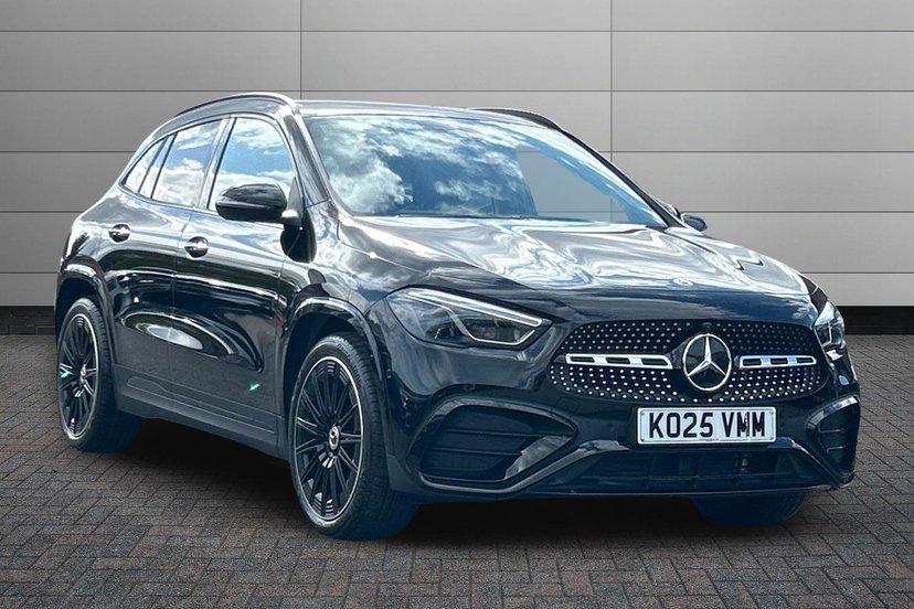 Mercedes-Benz GLA listing photo