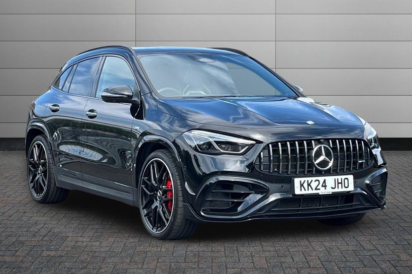 Mercedes-Benz GLA listing photo