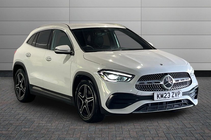 Mercedes-Benz GLA listing photo
