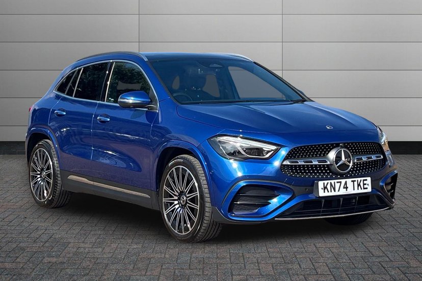 Mercedes-Benz GLA listing photo