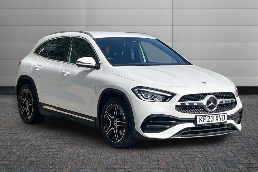 Mercedes-Benz GLA listing photo