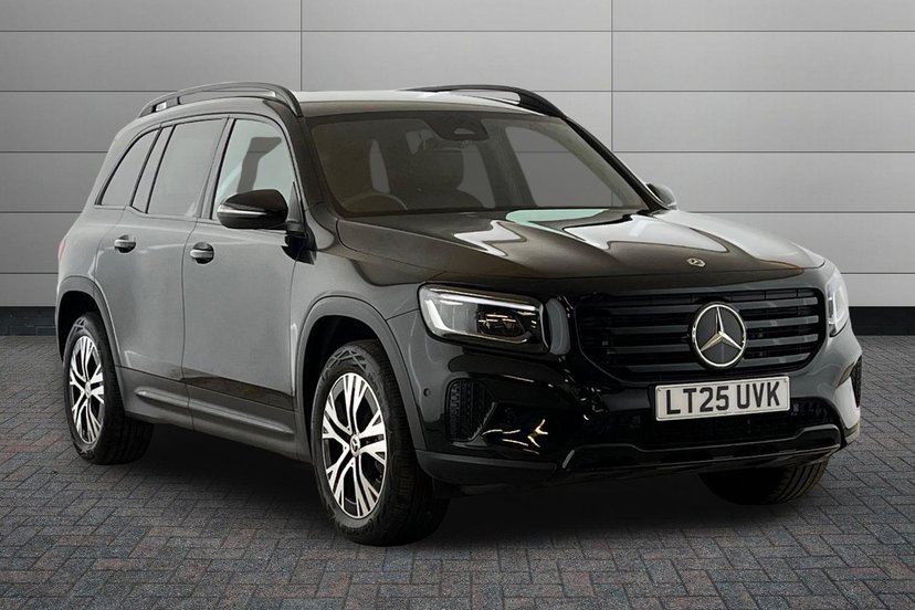 Mercedes-Benz GLB listing photo