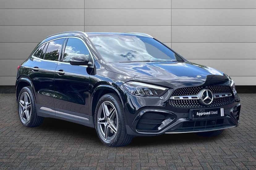 Mercedes-Benz GLA listing photo