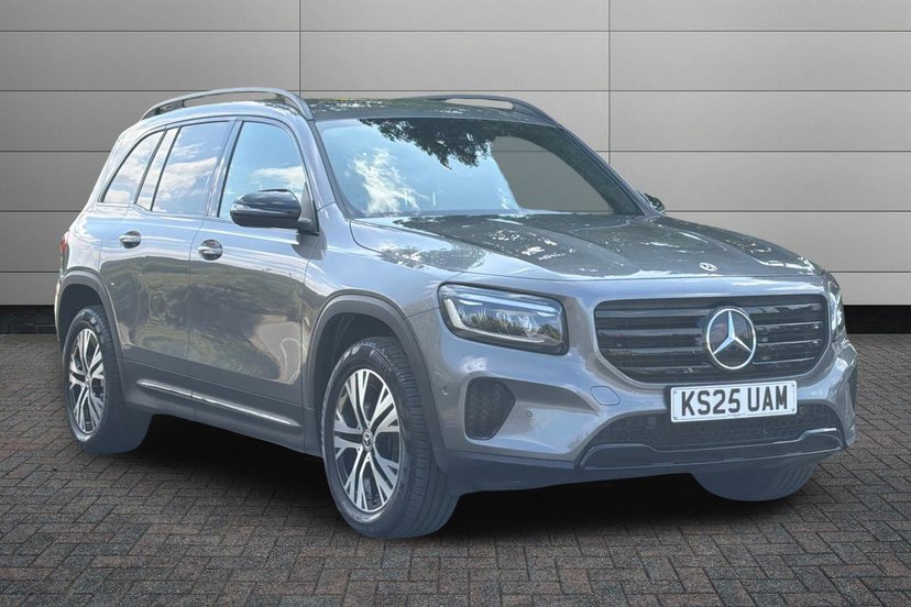 Mercedes-Benz GLB listing photo