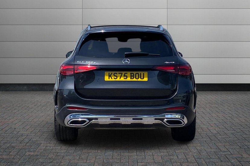 2025 Mercedes-Benz GLC thumbnail 13