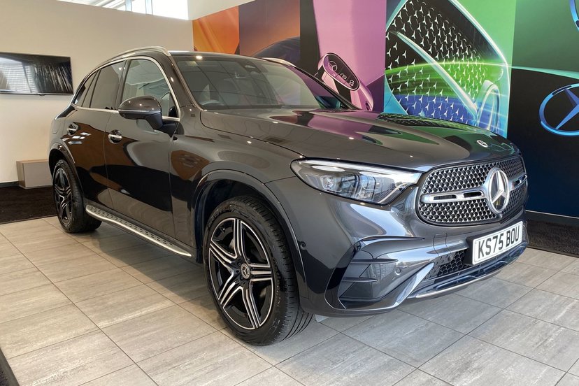 2025 Mercedes-Benz GLC thumbnail 14