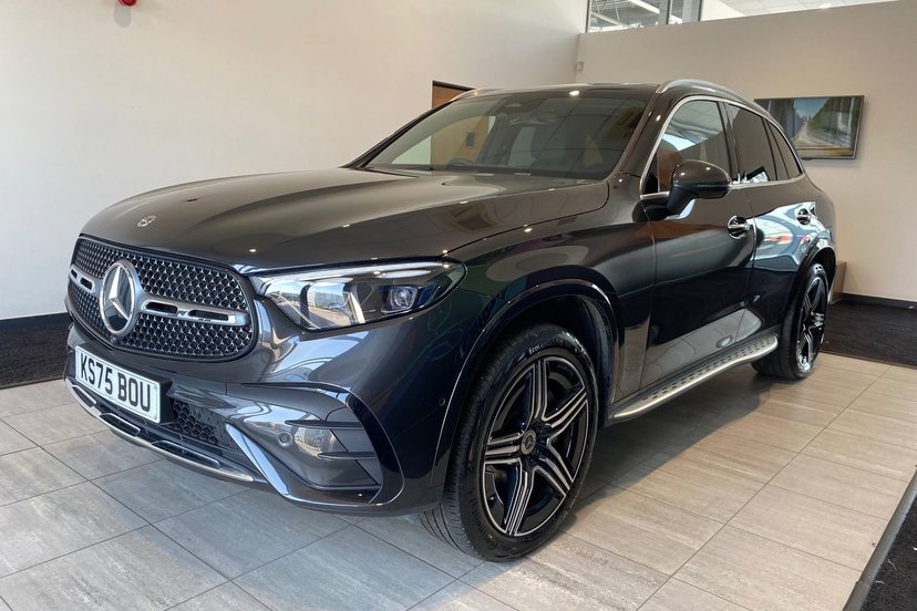 2025 Mercedes-Benz GLC thumbnail 19