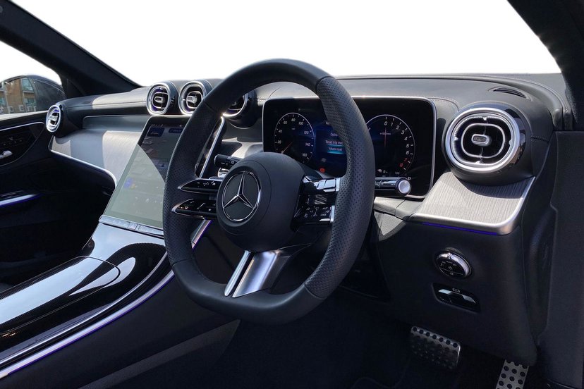 2025 Mercedes-Benz GLC thumbnail 6