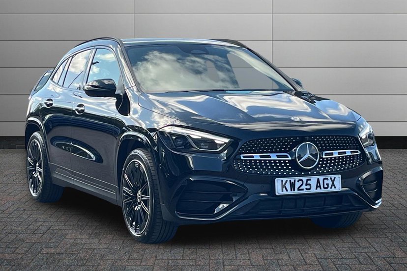 Mercedes-Benz GLA listing photo