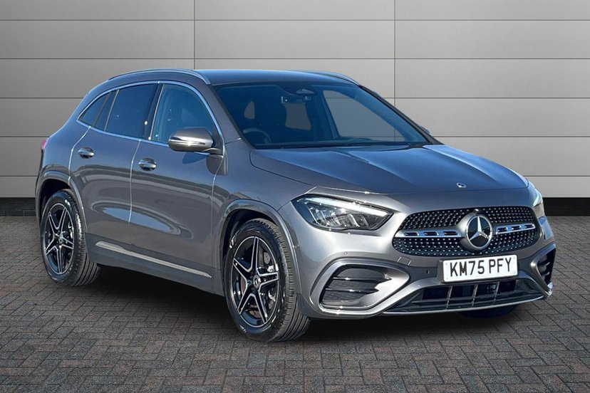 Mercedes-Benz GLA listing photo