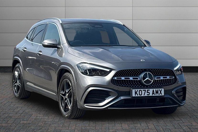 Mercedes-Benz GLA listing photo