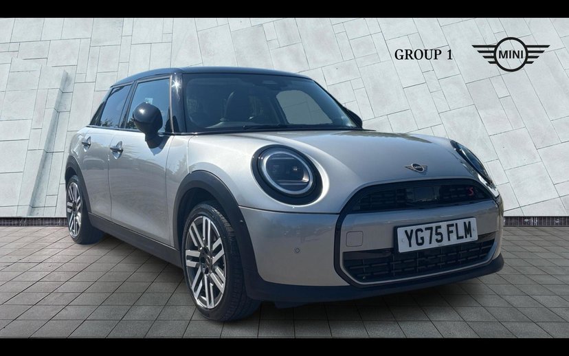MINI Hatch listing photo
