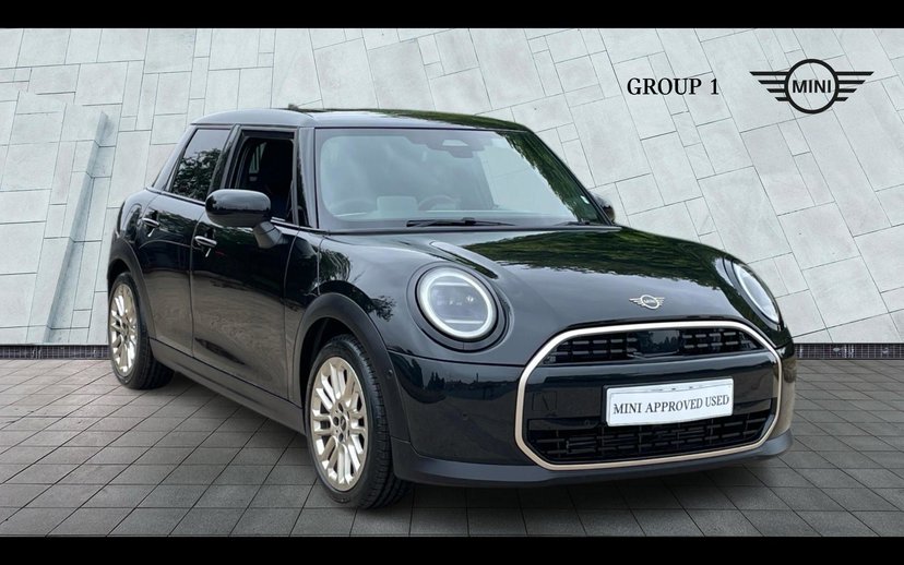 MINI Hatch listing photo