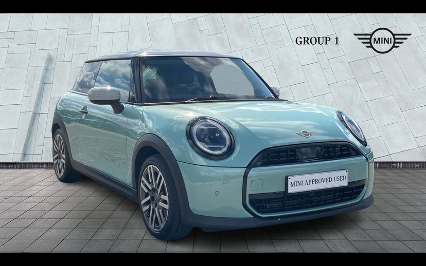 MINI Hatch listing photo