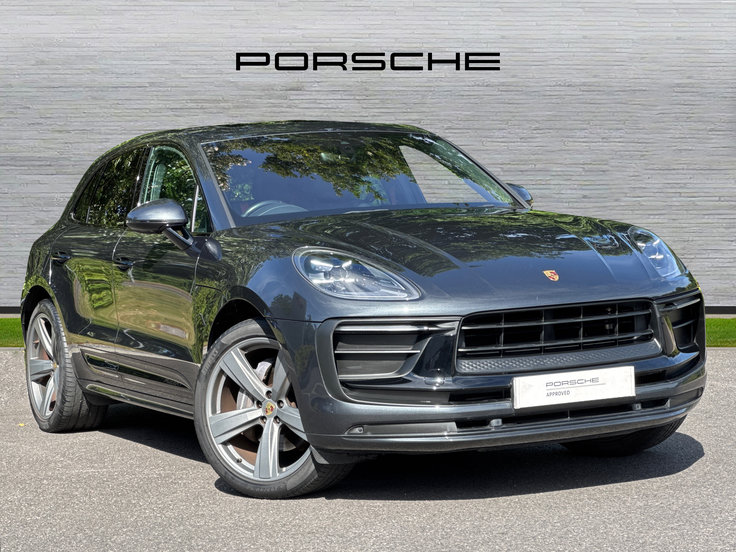 Porsche Macan listing photo