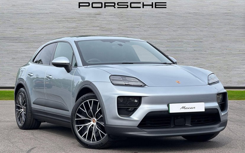 Porsche Macan listing photo