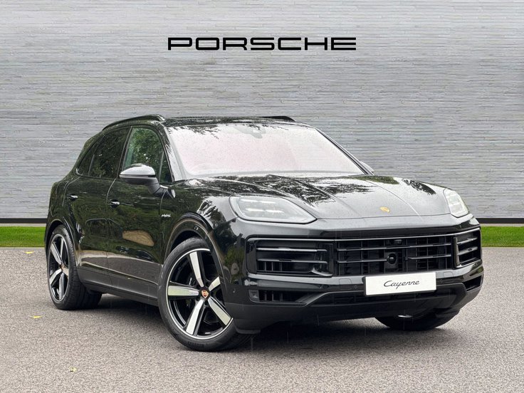Porsche Cayenne listing photo