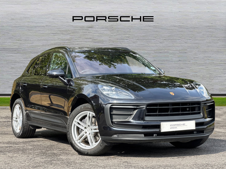 Porsche Macan listing photo