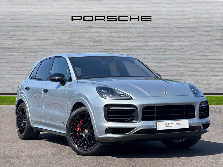 Porsche Cayenne listing photo