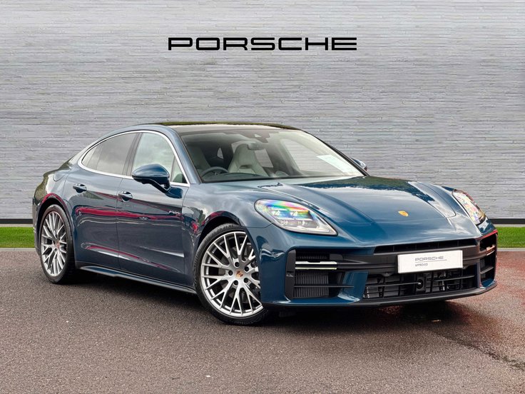 Porsche Panamera listing photo