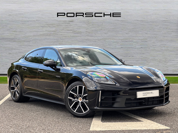 Porsche Panamera listing photo