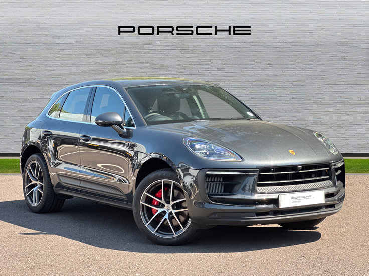 Porsche Macan listing photo
