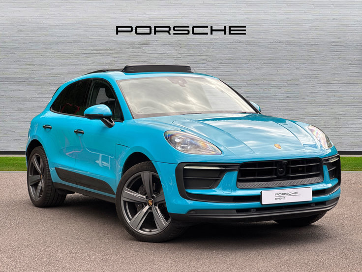 Porsche Macan listing photo