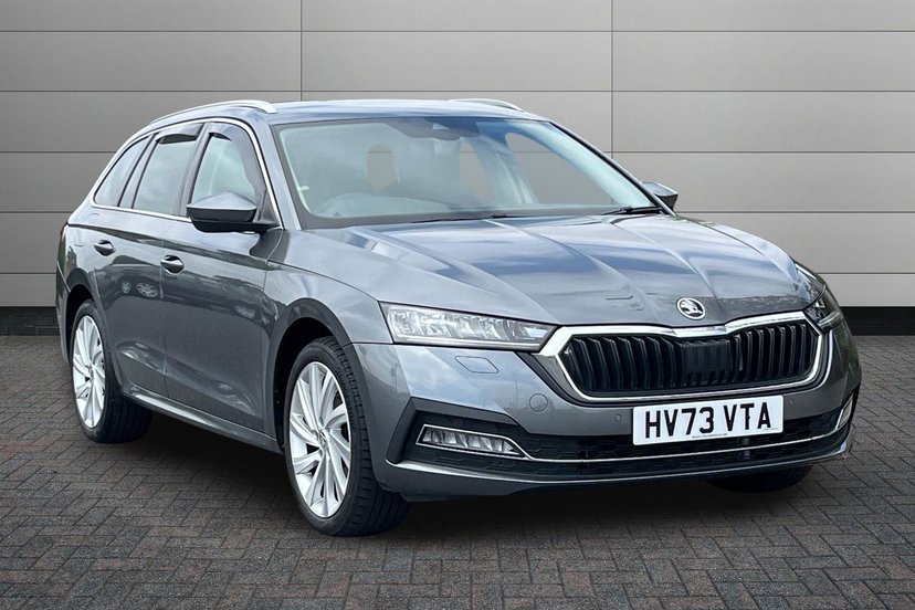 Skoda Octavia listing photo