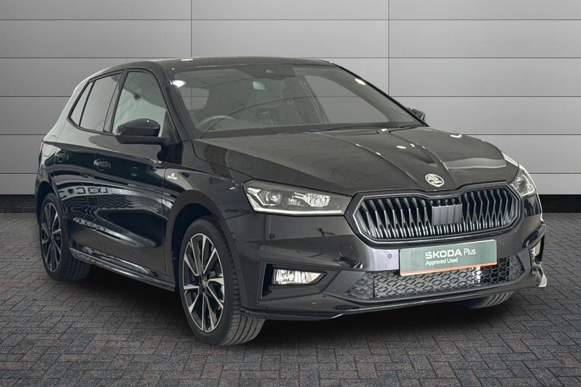 Skoda Fabia listing photo