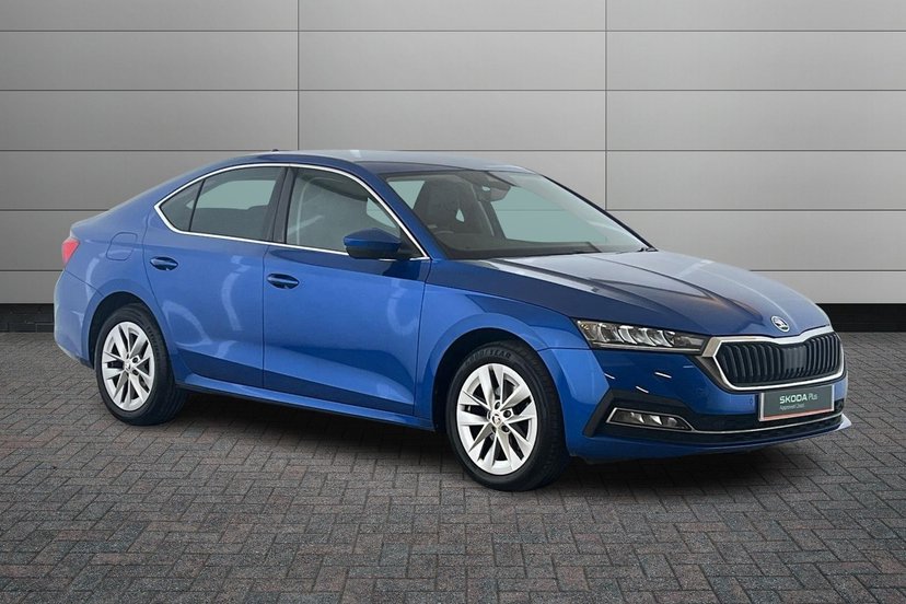 Skoda Octavia listing photo