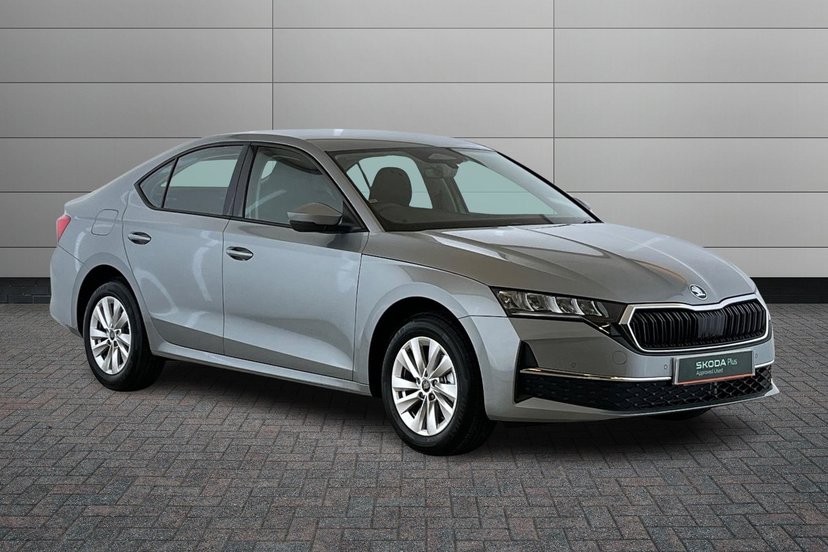 Skoda Octavia listing photo
