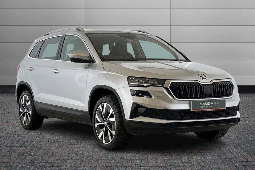 Skoda Karoq listing photo