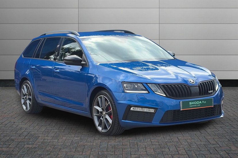 Skoda Octavia listing photo