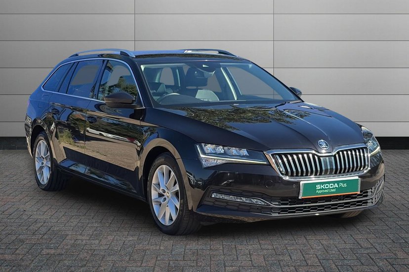 Skoda Superb listing photo