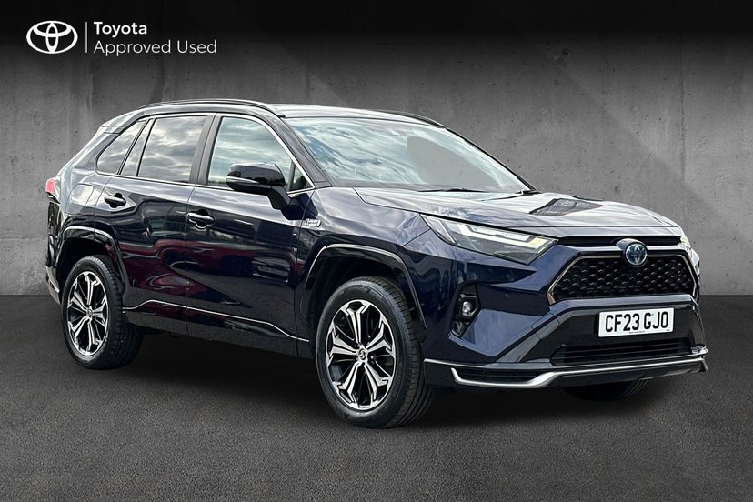Toyota RAV4 listing photo