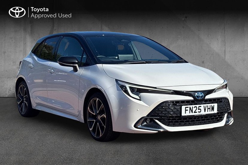 Toyota Corolla listing photo
