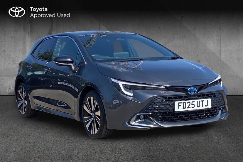 Toyota Corolla listing photo
