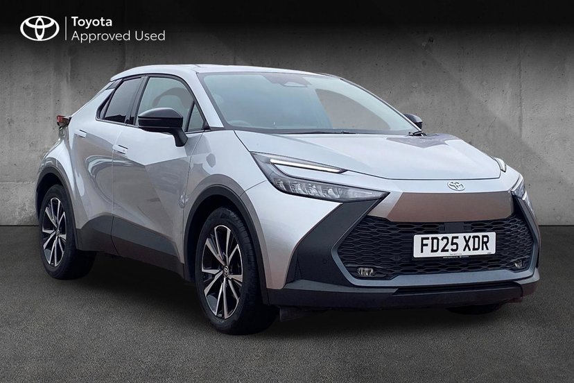Toyota C-HR listing photo