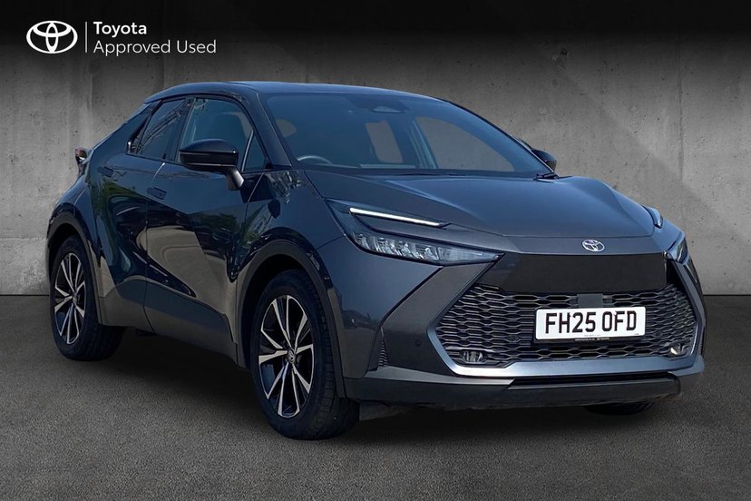 Toyota C-HR listing photo