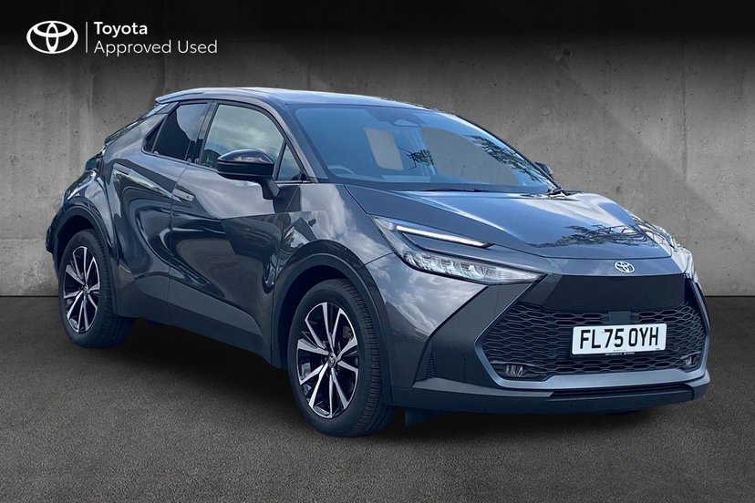 Toyota C-HR listing photo