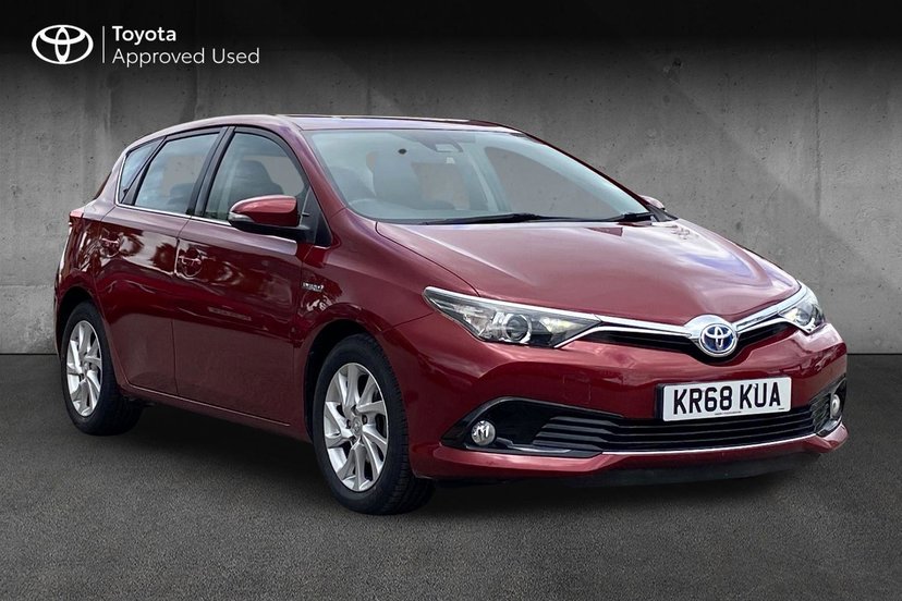 Toyota Auris listing photo