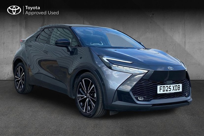 Toyota C-HR listing photo