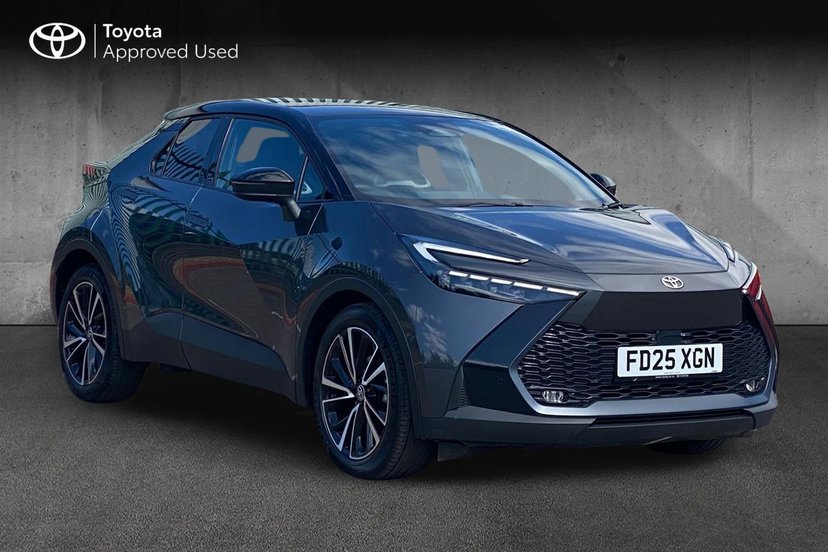 Toyota C-HR listing photo