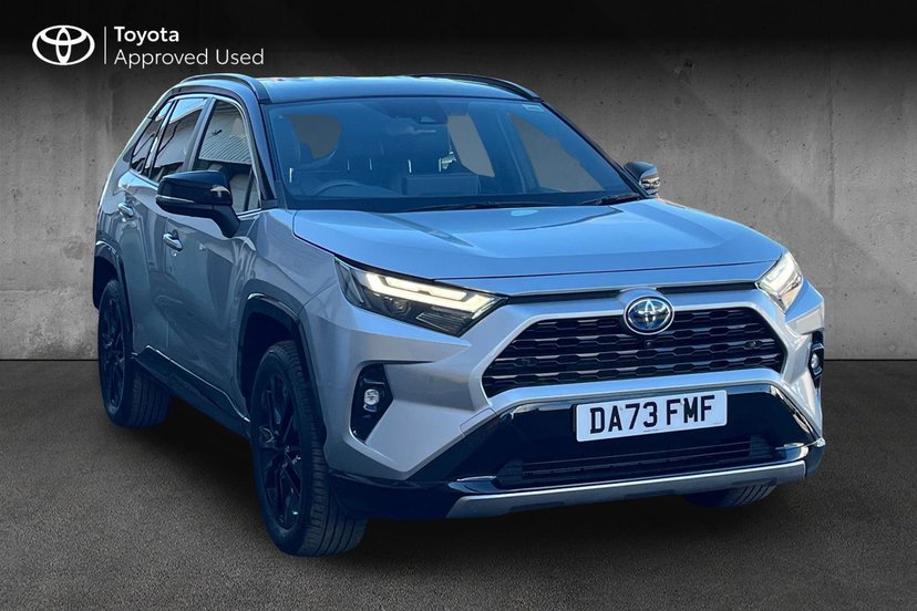 Toyota RAV4 listing photo