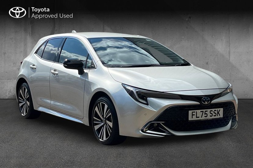 Toyota Corolla listing photo