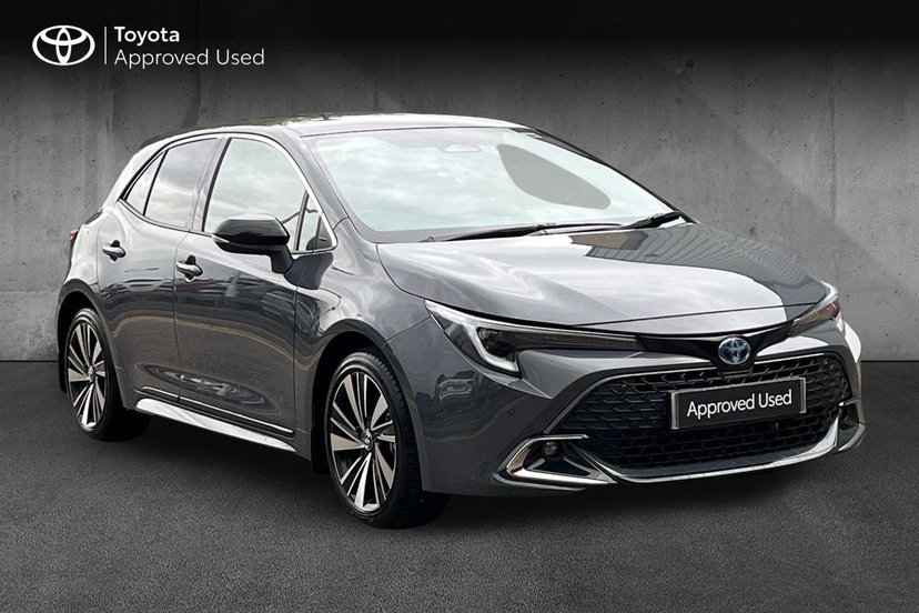 Toyota Corolla listing photo