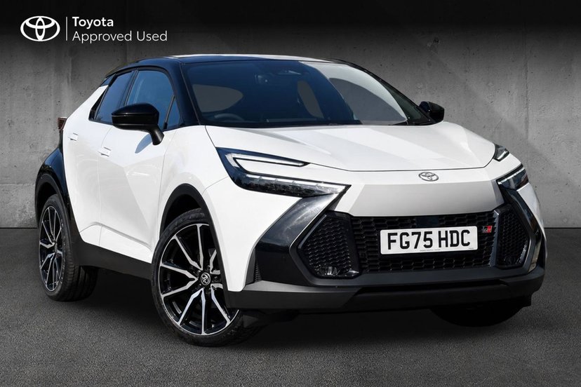 Toyota C-HR listing photo