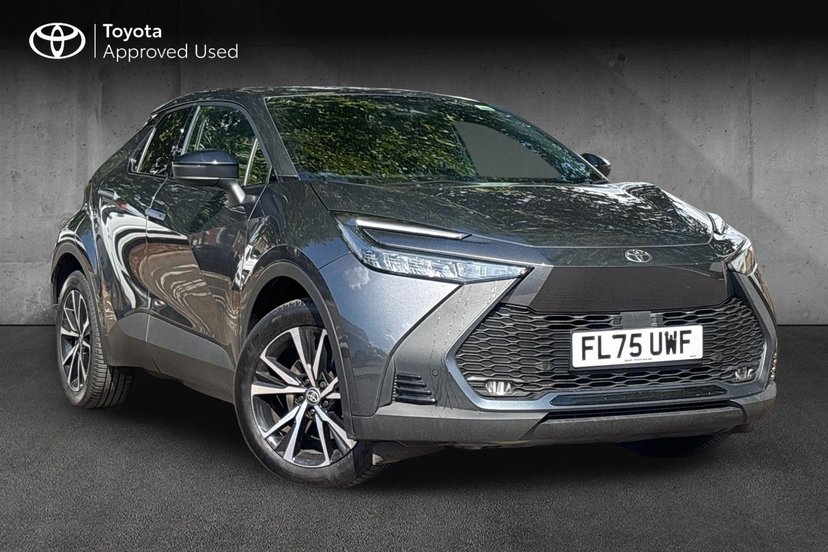 Toyota C-HR listing photo
