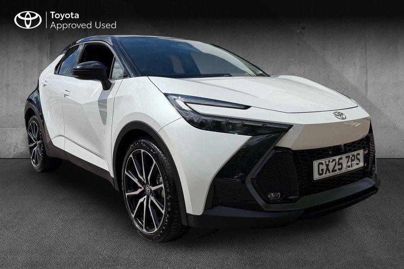 Toyota C-HR listing photo