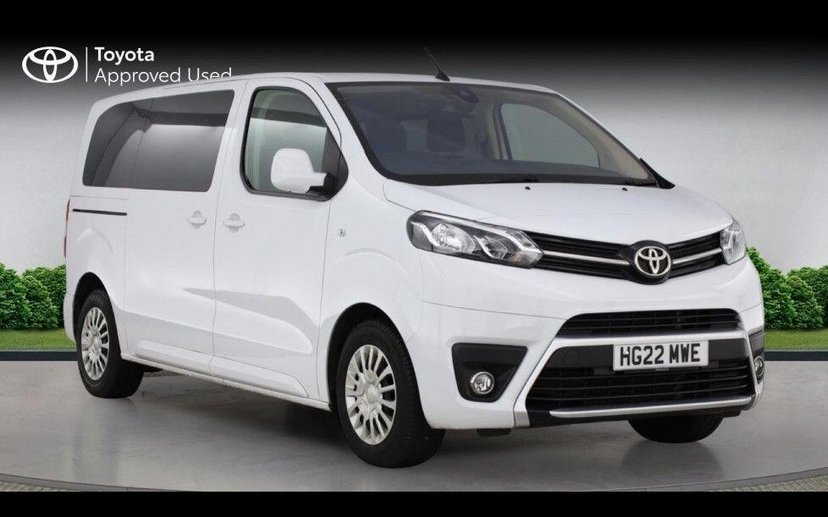 2022 TOYOTA PROACE VERSO